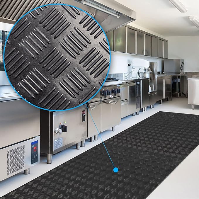 Heavy Duty Slip Resistant Checker Plate Pattern Cold Insulating Rubber Flooring Linear Metre