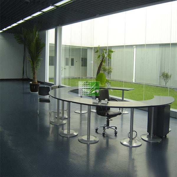 Non-Slip Heavy-Duty Oil & Grease Resistant Rubber Garage Flooring Dot Penny Pattern Linear Meter