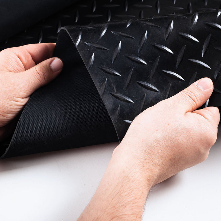 Heavy Duty Diamond Tread Garage Flooring - High Quality PVC Rubber, Anti-Fatigue, Oil & Chemical Resistant, Easy Install, Cushioned, Seamless Look